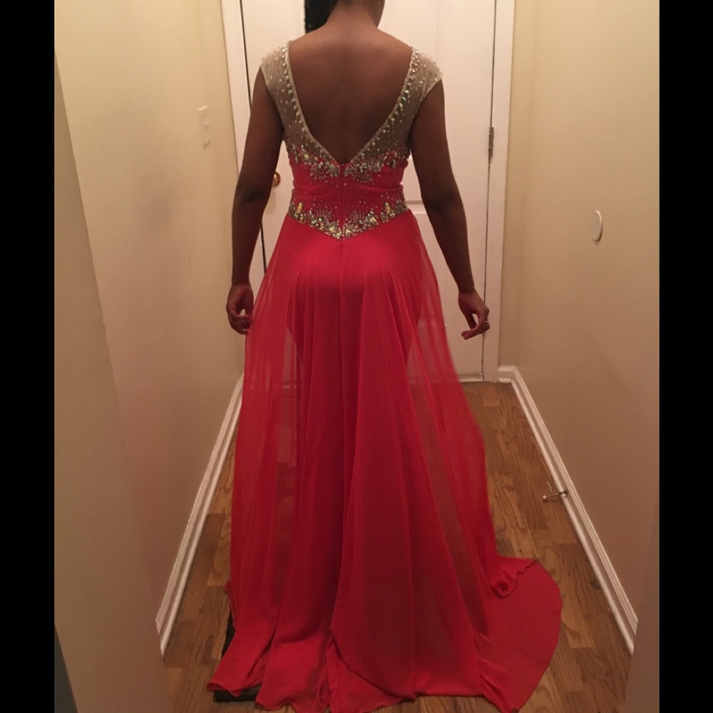 Prom/Formal Gown - Picture 7 of 8